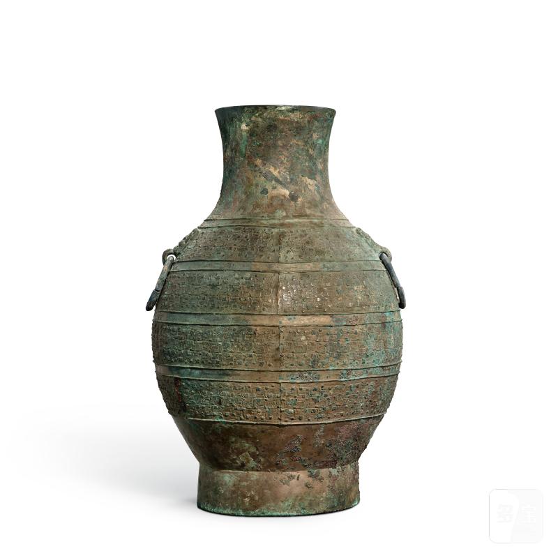 An archaic bronze ritual wine vessel, hu, Eastern Zhou dynasty, Warring States period | 東周戰國 青銅蟠虺紋鋪首耳壺
